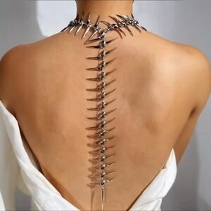Silver Spine Necklace